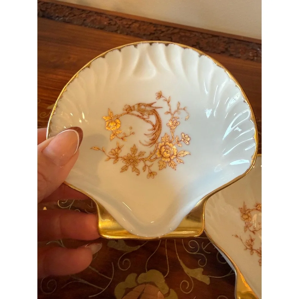 Vintage Limoges Porcelain Shell Trinket Dishes Pair‎